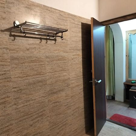 Elphinstone Inn Almora Exterior photo