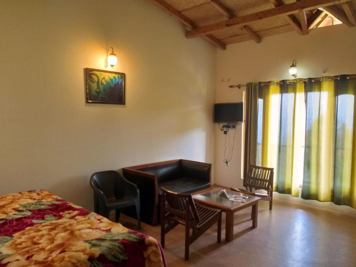 Elphinstone Inn Almora Exterior photo